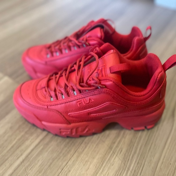 Fila Sneakers - Picture 2 of 3